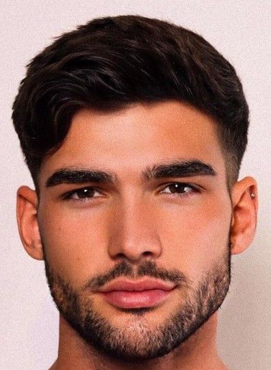 Eyebrow Shaping for Men: Why Groomed Brows Matter (And How to Do It Right)