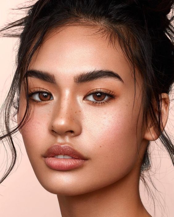 How to Choose the Perfect Eyebrow Shape for Your Face?