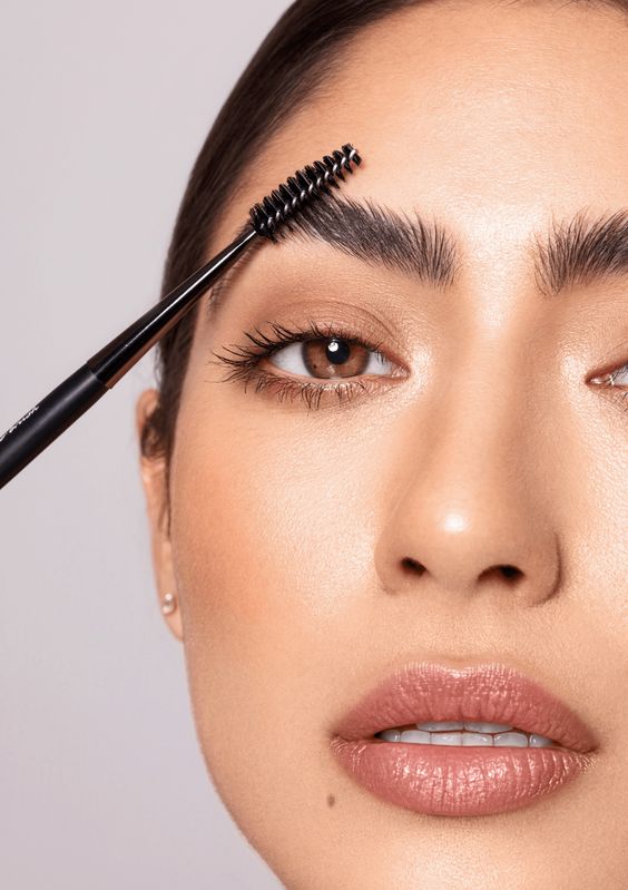 How to Get Perfect Eyebrows: A Step-by-Step Guide